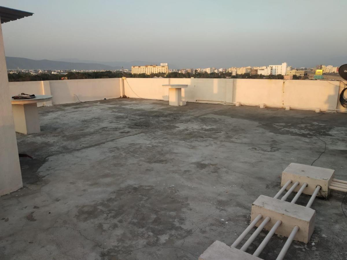 Sls Homestay - Luxury Ac Service Apartments 1Bhk, 2Bhk, 3Bhk - Direct Flyover To Alipiri Tirumala Gate - Walk To Ps4 Pure Veg Restaurants, Supermarkets - Near To National Highway & Padmavathi Amma Temple - Modular Kitchen, Living Room -Free Superfast Tirupati Eksteriør billede