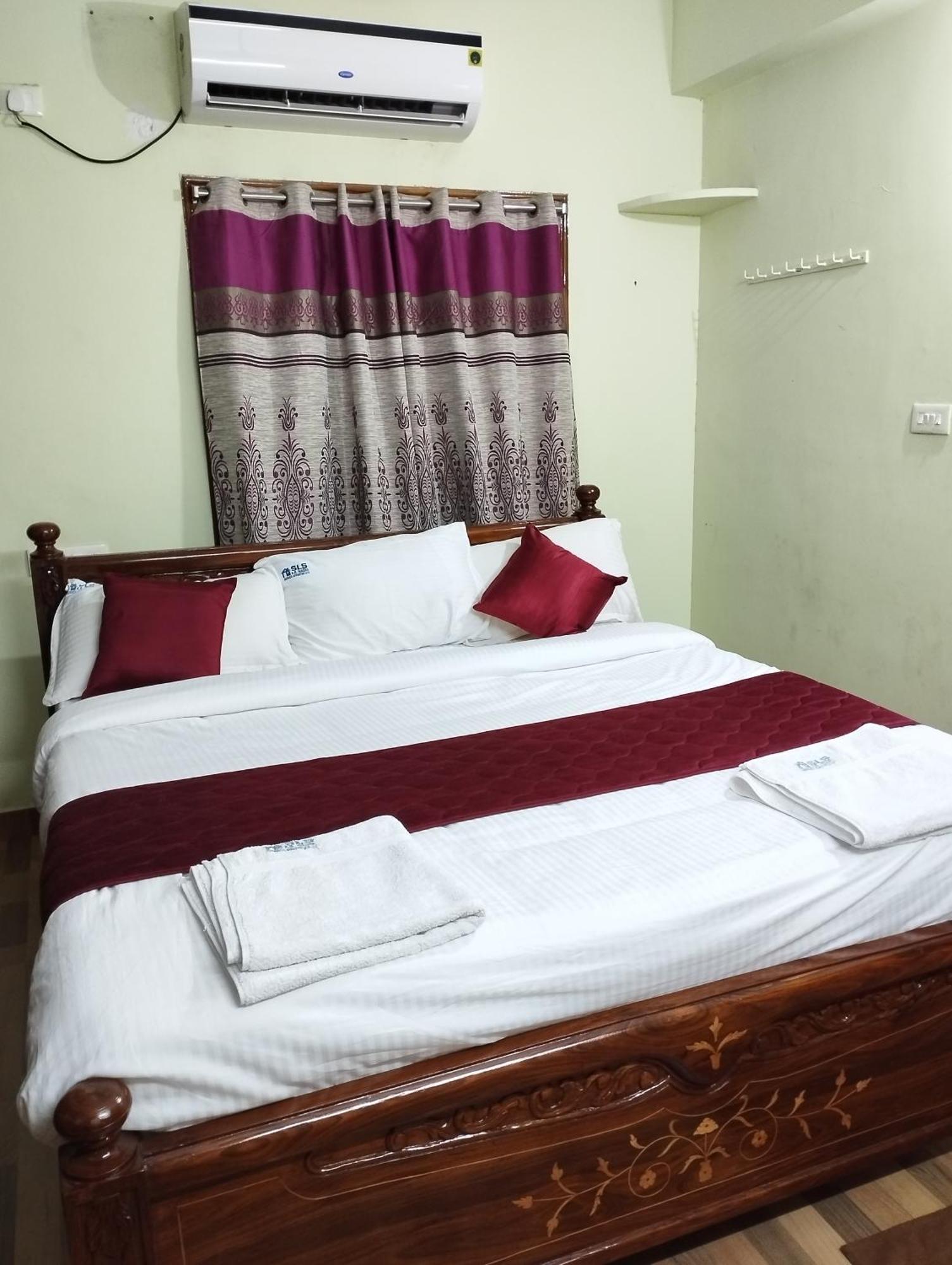 Sls Homestay - Luxury Ac Service Apartments 1Bhk, 2Bhk, 3Bhk - Direct Flyover To Alipiri Tirumala Gate - Walk To Ps4 Pure Veg Restaurants, Supermarkets - Near To National Highway & Padmavathi Amma Temple - Modular Kitchen, Living Room -Free Superfast Tirupati Eksteriør billede