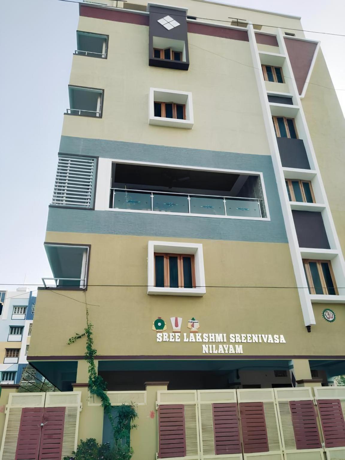 Sls Homestay - Luxury Ac Service Apartments 1Bhk, 2Bhk, 3Bhk - Direct Flyover To Alipiri Tirumala Gate - Walk To Ps4 Pure Veg Restaurants, Supermarkets - Near To National Highway & Padmavathi Amma Temple - Modular Kitchen, Living Room -Free Superfast Tirupati Eksteriør billede