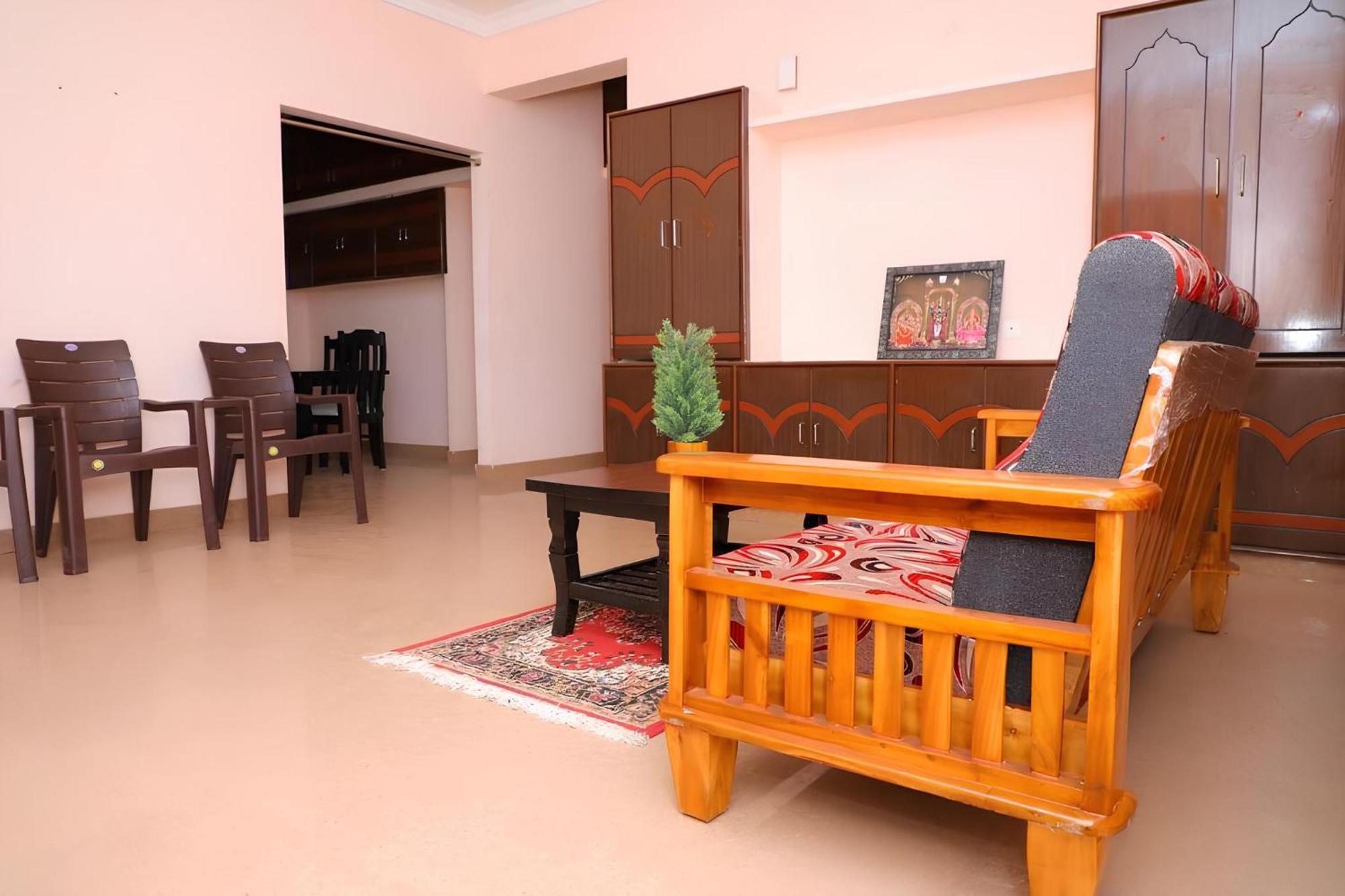 Sls Homestay - Luxury Ac Service Apartments 1Bhk, 2Bhk, 3Bhk - Direct Flyover To Alipiri Tirumala Gate - Walk To Ps4 Pure Veg Restaurants, Supermarkets - Near To National Highway & Padmavathi Amma Temple - Modular Kitchen, Living Room -Free Superfast Tirupati Eksteriør billede